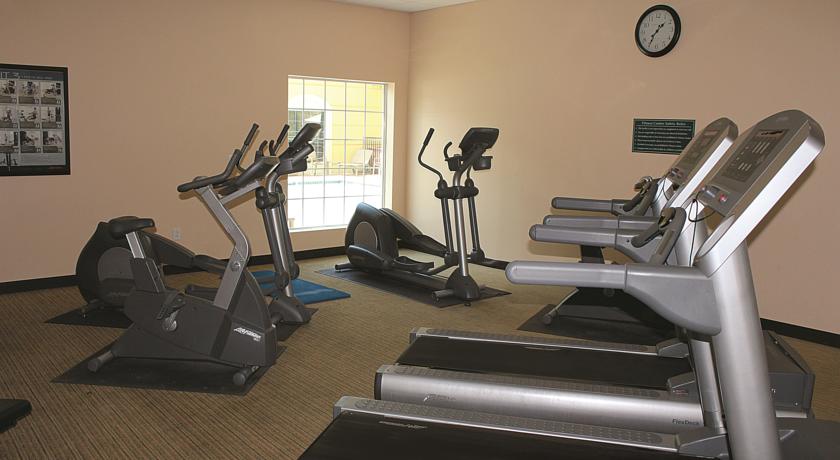 La Quinta Inn & Suites by Wyndham San Antonio Medical Ctr NW